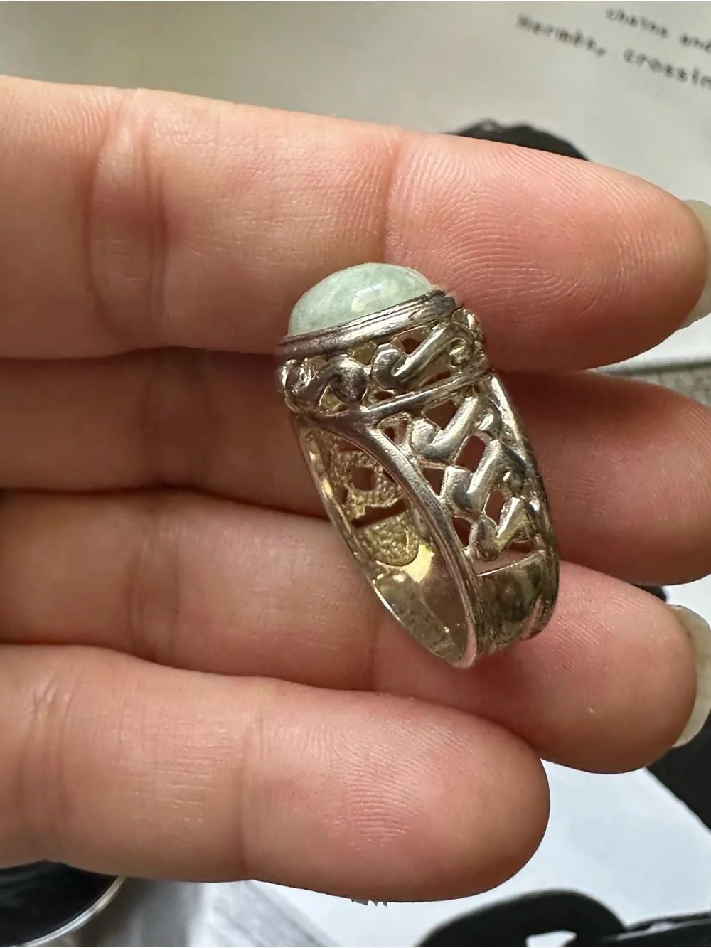 Vintage Ornate Sterling Silver Ring with Light Green Oval Jade Stone Size 7.5